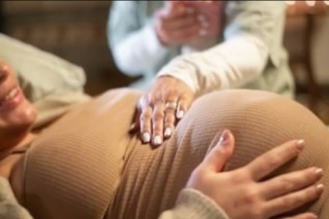 Sancionada Lei da Doula, que amplia assistência e reduz intervenções no parto